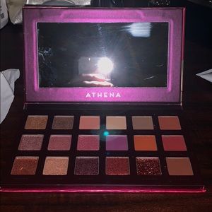 Athena Eyeshadow pallet